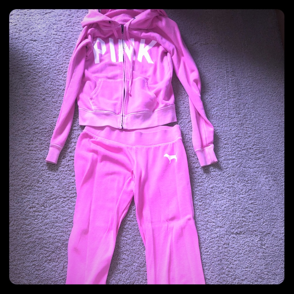 Pink by Victoria’s Secret sweat suit